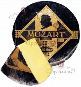 Сир Моцарт Mozart 1кг Австрія